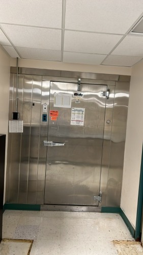BALLY ENGINEERED STRUCTURES WALK-IN REFRIGERATOR