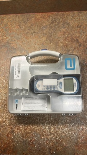 ABBOTT LABORATORIES FREESTYLE PRECISION PRO GLUCOSE METER MONITOR