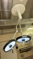 LOT OF STERIS LED585 HD READY OR LIGHTS
