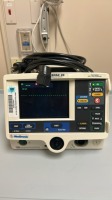 MEDTRONIC LIFEPAK 20 DEFIBILATOR