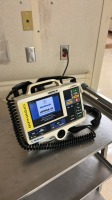 MEDTRONIC LIFEPAK 20 DEFIBILATOR