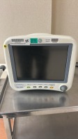 GE DASH 4000 PATIENT MONITOR