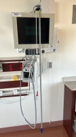 GE CDL1541A PATIENT MONITOR W/ GE MODULE RACK
