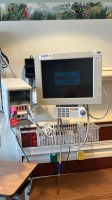 GE CDL1541A PATIENT MONITOR W/ GE MODULE RACK