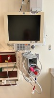 GE CDA15RT PATIENT MONITOR W/ GE MODULE RACK