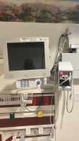QUEST SOLAR 15-T PATIENT MONITOR W/ MODULE RACK