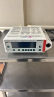 NOVAMETRIX 2001 PULSE OXIMETER