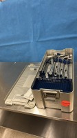 ARTHREX SHOULDER ARTHROPLASTY RETRACTOR INSTRUMENT SET