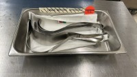 LOT OF LARGE DEAVER RETRACTORS