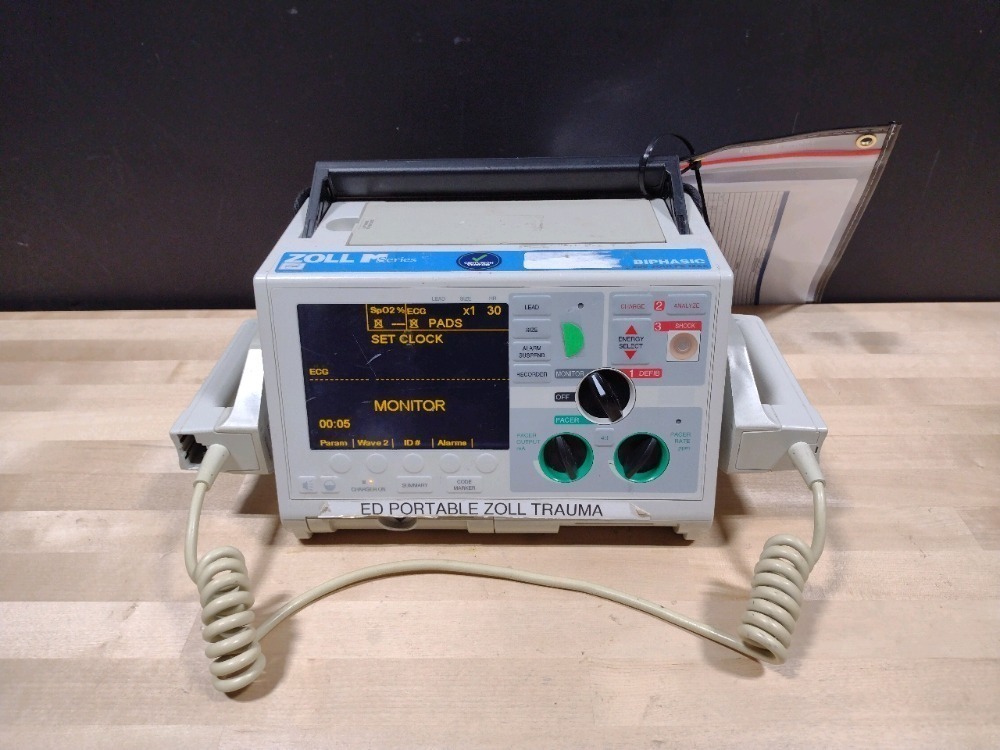 ZOLL M SERIES DEFIB WITH PACING, 3 LEAD ECG, SPO2, ANALYZE, PADDLES ...