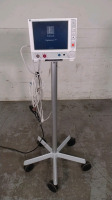 EDWARDS LIFESCIENCES VIGILANCE II PATIENT MONITOR ON ROLLING STAND (Apart of the Astria Regional Medical Center Yakima, WA / Located at Phoenix Warehouse)