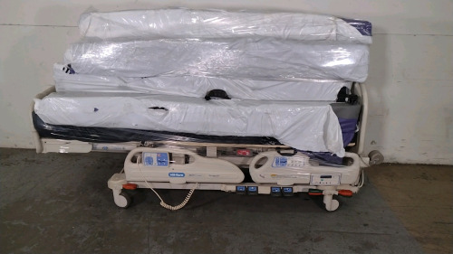 HILL-ROM P3200 VERSACARE HOSPITAL BED