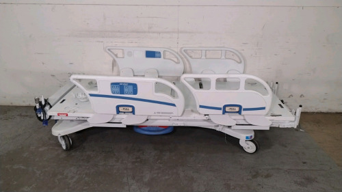 STRYKER 3005S3 HOSPITAL BED