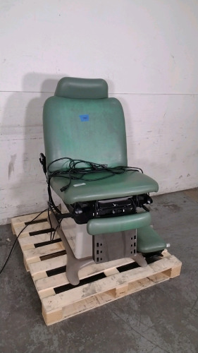 RITTER 230 POWER EXAM CHAIR WITH HAND CONTROL