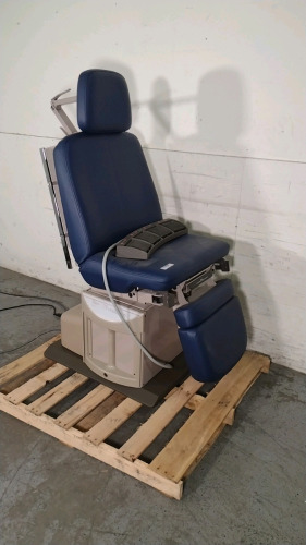 RITTER/MIDMARK 75 EVOLUTION POWER EXAM CHAIR WITH FOOT CONTROL