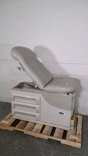 MIDMARK 604 EXAM TABLE