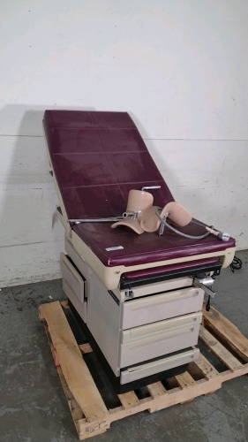 MIDMARK 404 EXAM TABLE