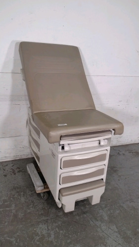 RITTER/MIDMARK 204 EXAM TABLE