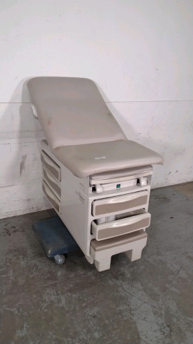 RITTER/MIDMARK 204 EXAM TABLE