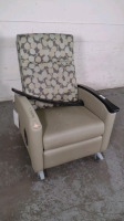 LAZYBOY RECLINER