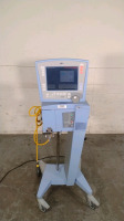 VIASYS AVEA 17312 VENTILATOR ON ROLLING STAND
