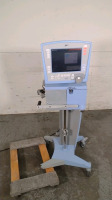 VIASYS AVEA 17312 VENTILATOR ON ROLLING STAND