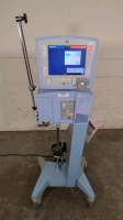 CAREFUSION AVEA 17310 VENTILATOR ON ROLLING STAND