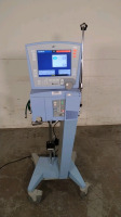 CAREFUSION AVEA 17310 VENTILATOR ON ROLLING STAND