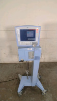 VIASYS AVEA 17212 VENTILATOR ON ROLLING STAND