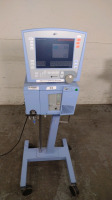 VIASYS AVEA 17212 VENTILATOR ON ROLLING STAND
