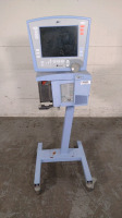 VIASYS AVEA 17212 VENTILATOR ON ROLLING STAND