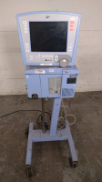 CAREFUSION VIASYS AVEA VENTILATOR ON ROLLING STAND