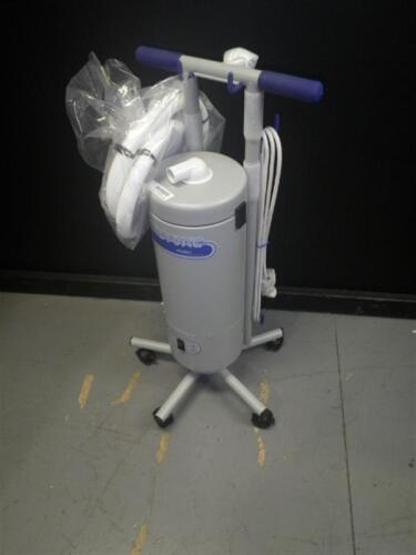 STRYKER CASTVAC VACCUMM ON ROLLING STAND