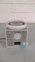 FISHER & PAYKEL MR730 RESPIRATORY HUMIDIFIER