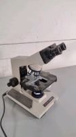 OLYMPUS BH-2 LAB MICROSCOPE WITH SINGLE BINOCULAR (WHK10X/20L-H), 4 OBJECTIVES (4, 10, SP40, 100)