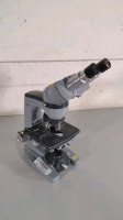 AO SPENCER LAB MICROSCOPE WITH 2 EYEPIECES (10X W.F.) AND 4 OBJECTIVES (4, 10, 100, ?)