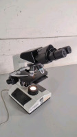LW SCIENTIFIC REVELATION III LAB MICROSCOPE WITH 2 EYEPIECES (W.F. 10X/18) AND 4 OBJECTIVES (4, 10, 40, 100)
