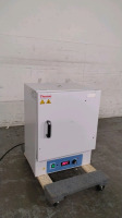 THERMO SCIENTIFIC PR305225M COMPACT OVEN