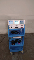 COVIDIEN FORCETRIAD (SW 4.00) ENERGY PLATFORM WITH (4) FOOTSWITCHES ((2) LIGASURE 1, BIPOLAR, MONOPOLAR) ON ROLLING CART