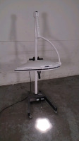 SKYTRON AURORA II LED OR LIGHT ON ROLLING STAND