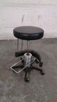 RELIANCE 556H EXAM STOOL