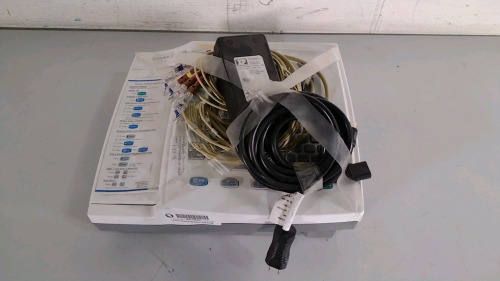 BURDICK ATRIA 3100 ECG/EKG MACHINE WITH PATIENT CABLES