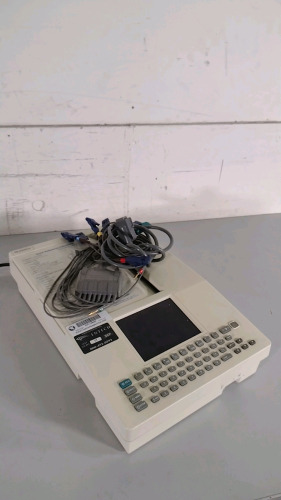 BURDICK ECLIPSE 850 ECG/EKG MACHINE WITH PATIENT CABLES