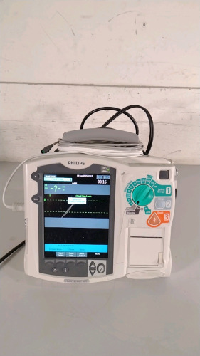 PHILIPS HEARTSTART MRX DEFIB WITH PACER, AED MODE, ECG CABLE, 2 BATTERIES