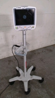 GE DASH 5000 PATIENT MONITOR ON ROLLING STAND