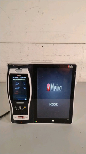 MASIMO ROOT/RADICAL 7 RAINBOW PATIENT MONITOR WITH PULSE OX