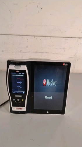 MASIMO ROOT/RADICAL 7 RAINBOW PATIENT MONITOR WITH PULSE OX