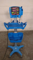 GE DINAMAP V100 VITAL SIGNS MONITOR ON ROLLING STAND