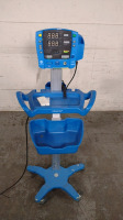 GE DINAMAP V100 VITAL SIGNS MONITOR ON ROLLING STAND