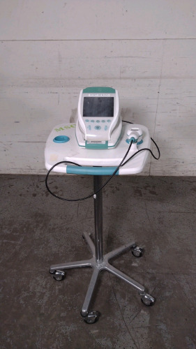 VERATHON BVI 9400 BLADDER SCANNER WITH PROBE (0570-0351) ON ROLLING STAND